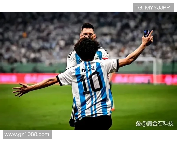 世界传奇球星六人足球巅峰对决再现绿茵豪门经典争锋