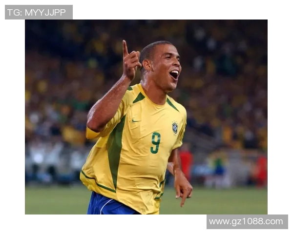 足球巨星化身慈祥老头形象展现别样人生魅力与温暖风采